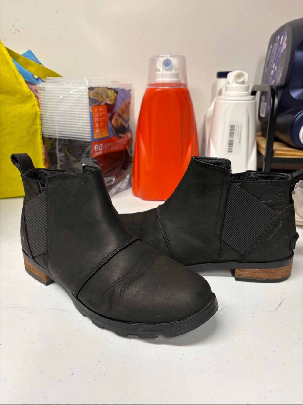 SOREL Black Leather Chelsea Booties - Classic Slip-On Style